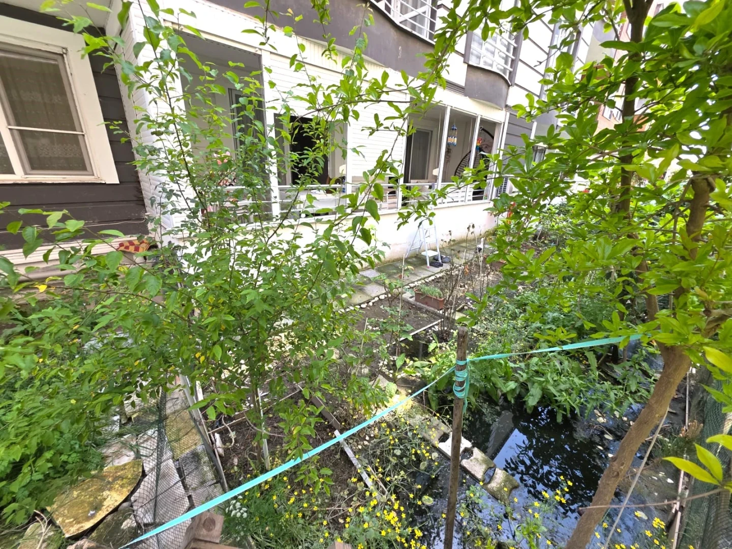 YÜKSELDEN ALTINKUMDA BAHÇE KULLANIMLI 7 YAŞINDA FIRSAT 2+1 DAİRE