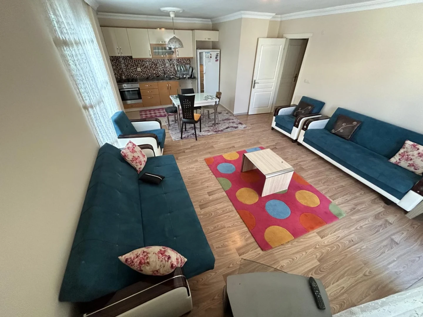 YÜKSEL'DEN ALTINKUM'DA EŞYALI ARAKAT BAKIMLI MASRAFSIZ 1+1 DAİRE