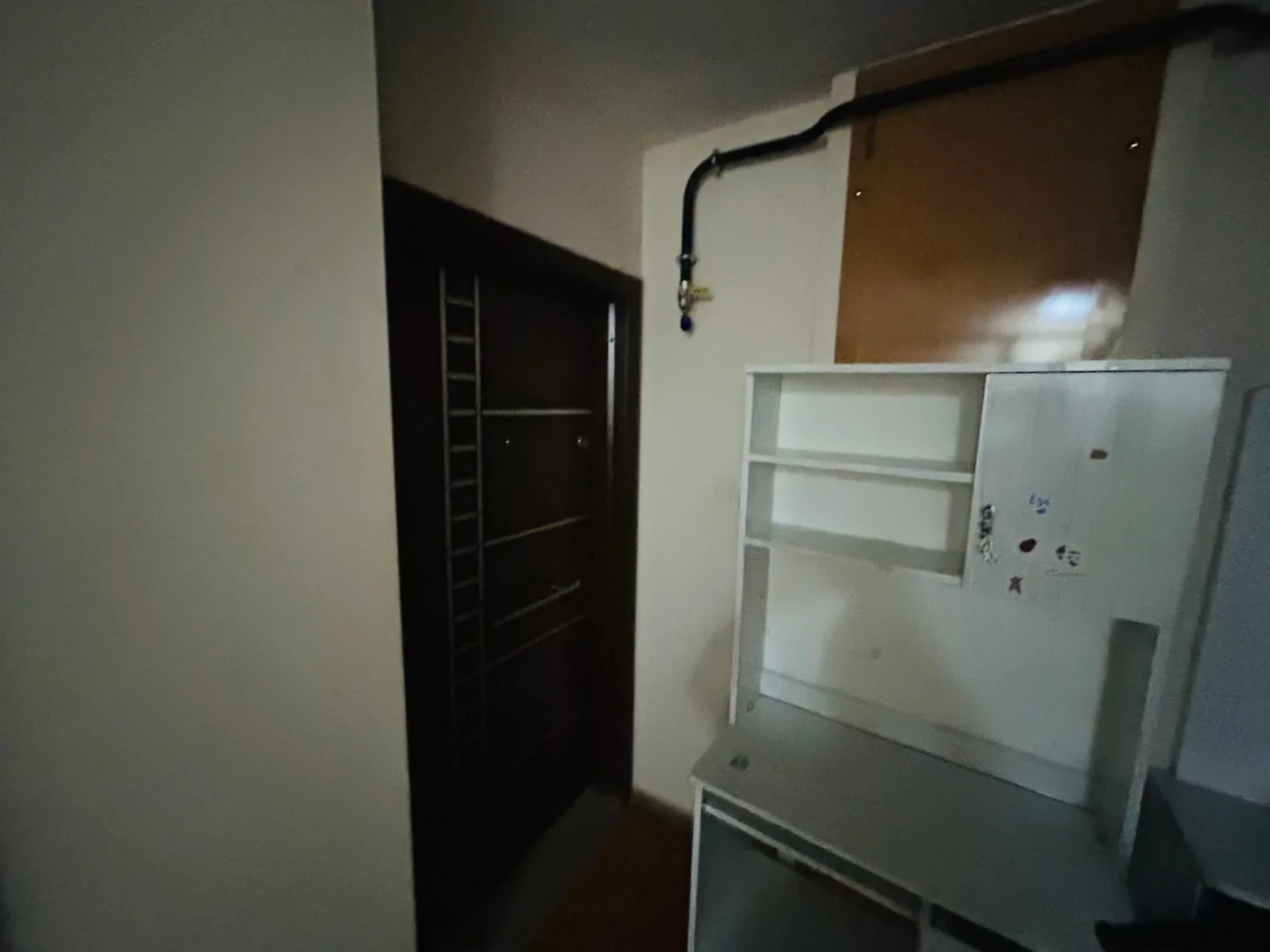 YÜKSEL'DEN ALTINKUM'DA EŞYALI ARAKAT BAKIMLI MASRAFSIZ 1+1 DAİRE