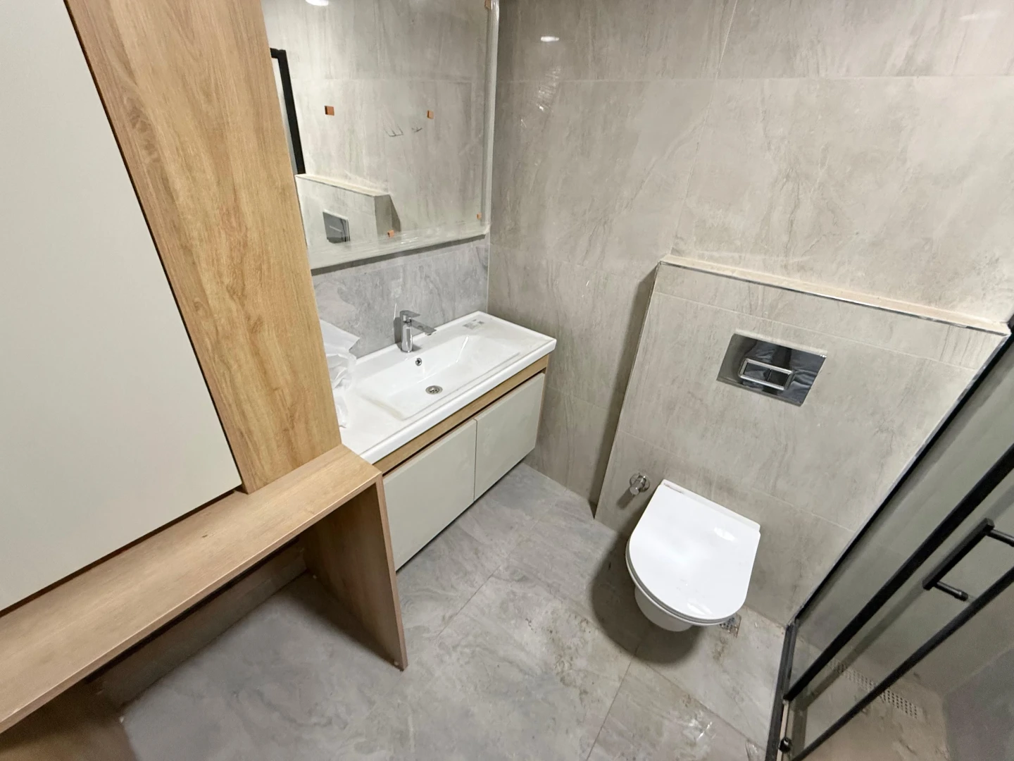 YÜKSEL'DEN KADIKÖY'DE OTOPARKLI SIFIR LÜKS 2+1 SATILIK DAİRE