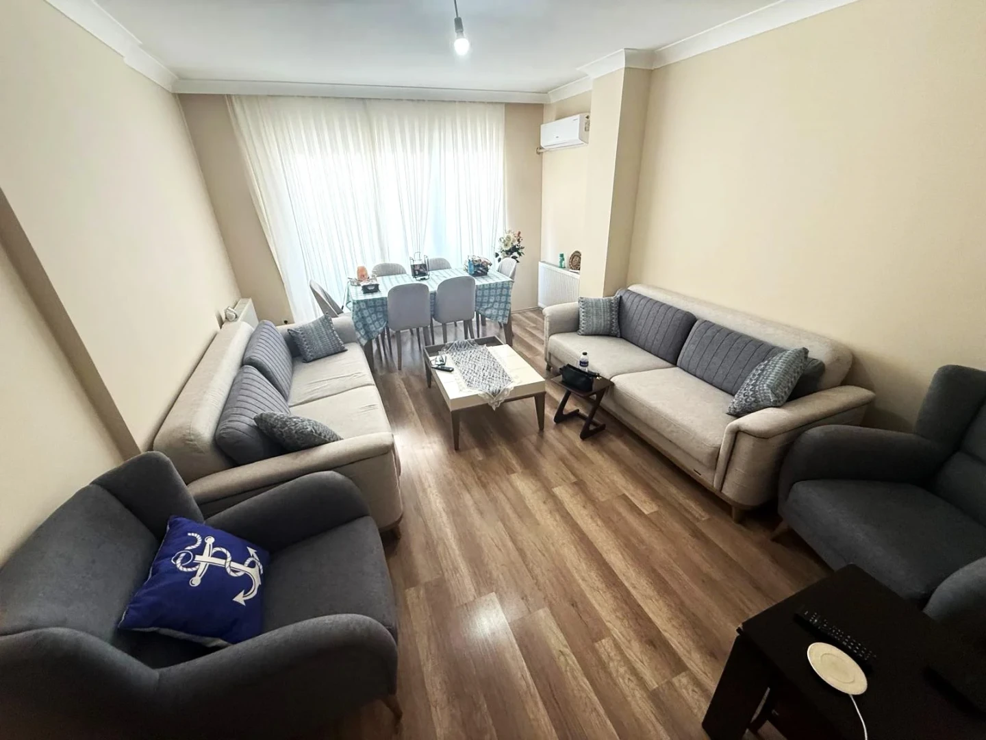 YÜKSELDEN ALTINKUMDA AYRI MUTFAKLI ARAKAT DOĞALGAZLI 2+1 DAİRE