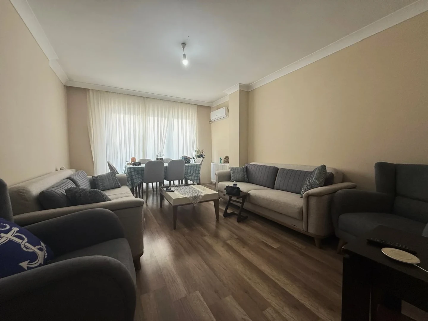 YÜKSELDEN ALTINKUMDA AYRI MUTFAKLI ARAKAT DOĞALGAZLI 2+1 DAİRE