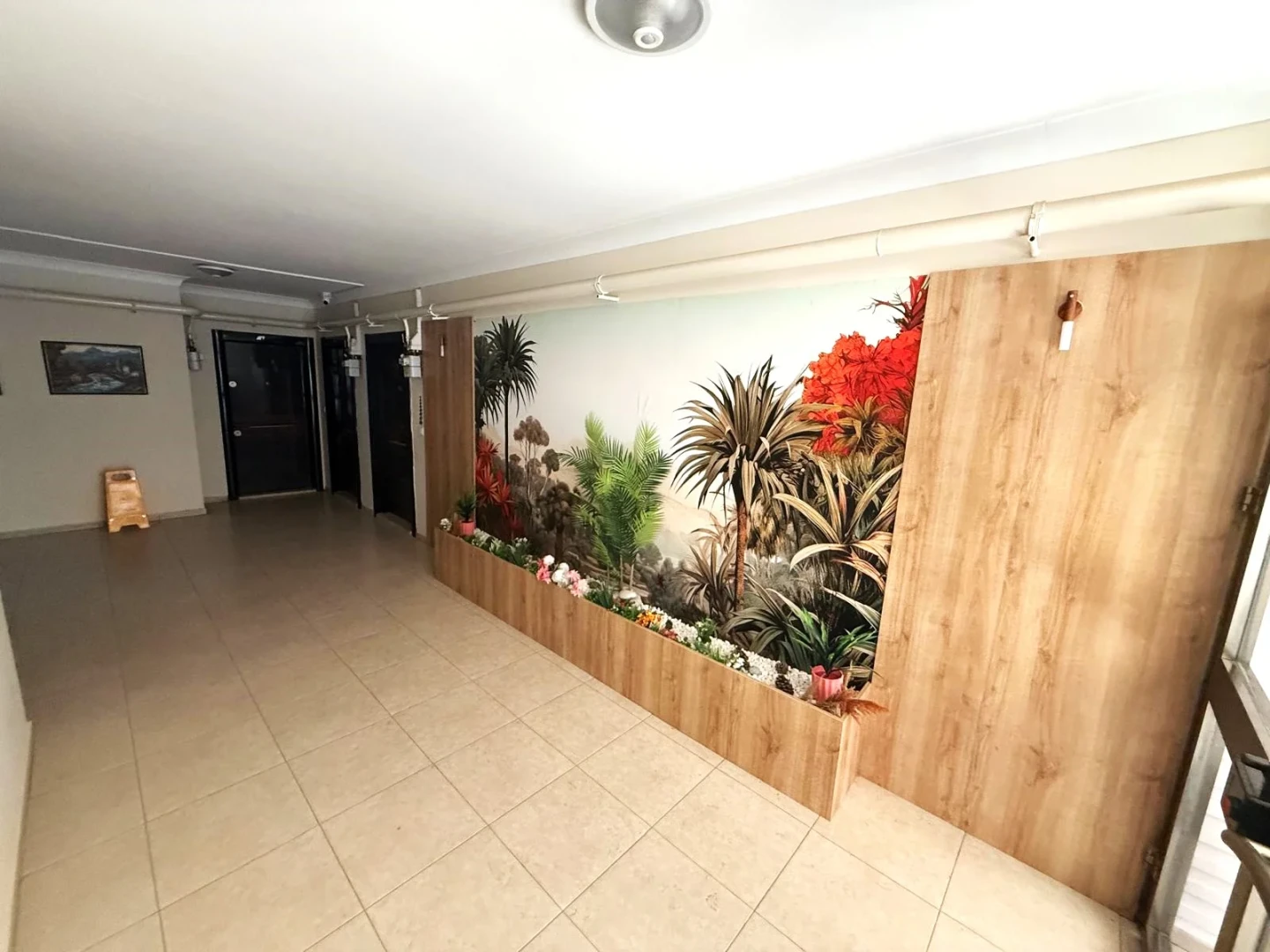YÜKSELDEN ALTINKUMDA AYRI MUTFAKLI ARAKAT DOĞALGAZLI 2+1 DAİRE