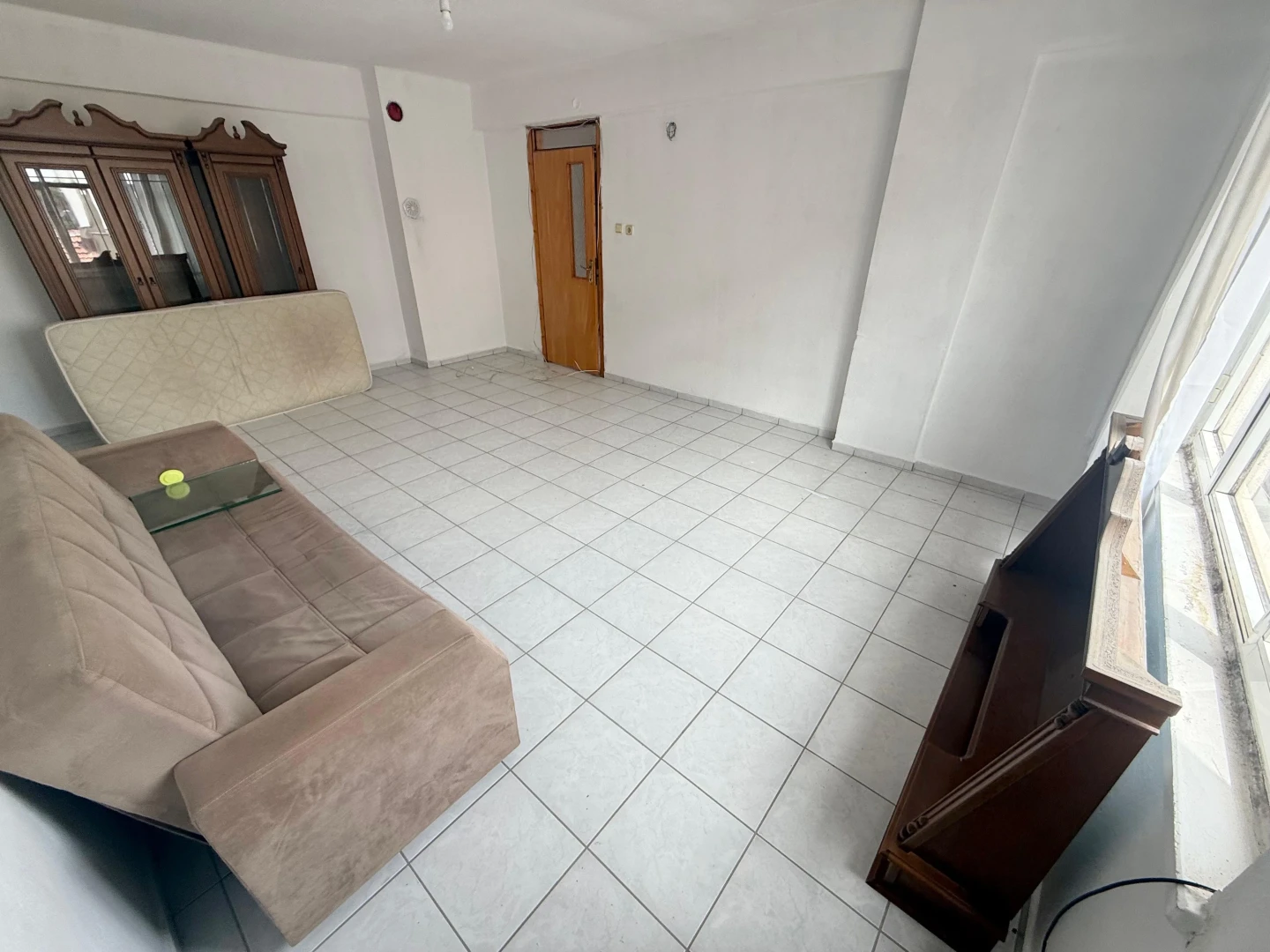 YÜKSEL'DEN EDREMİT'TE ÇİFT BALKONLU KELEPİR FIRSAT 2+1 DAİRE