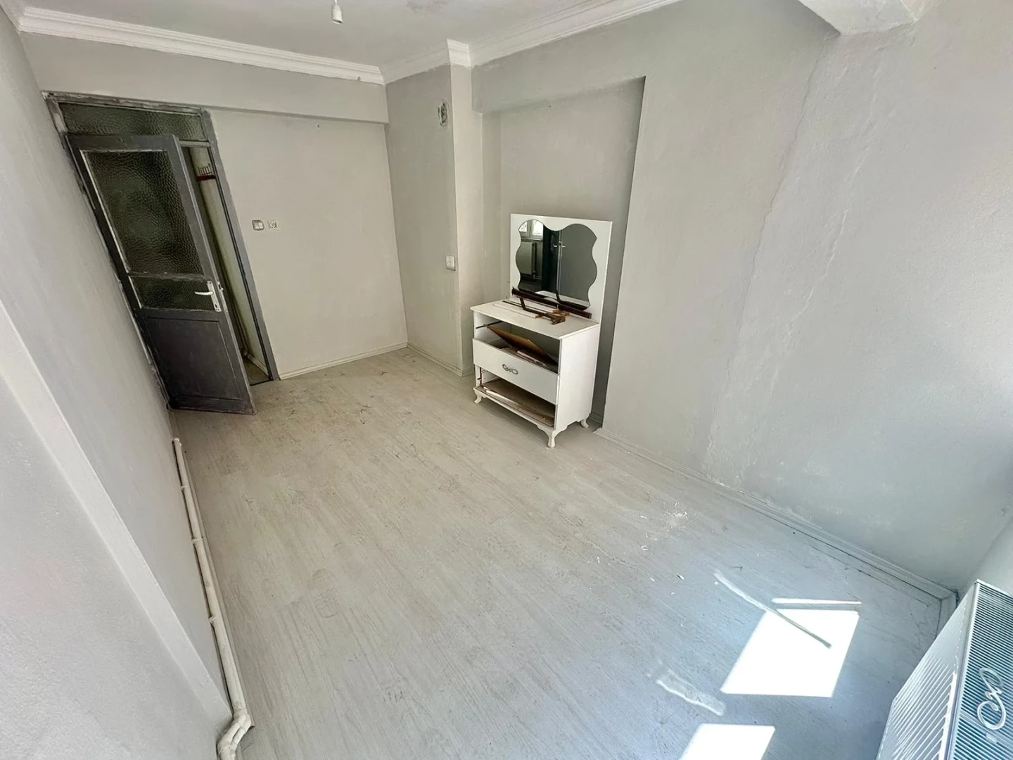 ツYÜKSEL'DEN EDREMİT'TE UYGUN FİYAT KAPALI MUTFAKLI 2+1 DAİRE