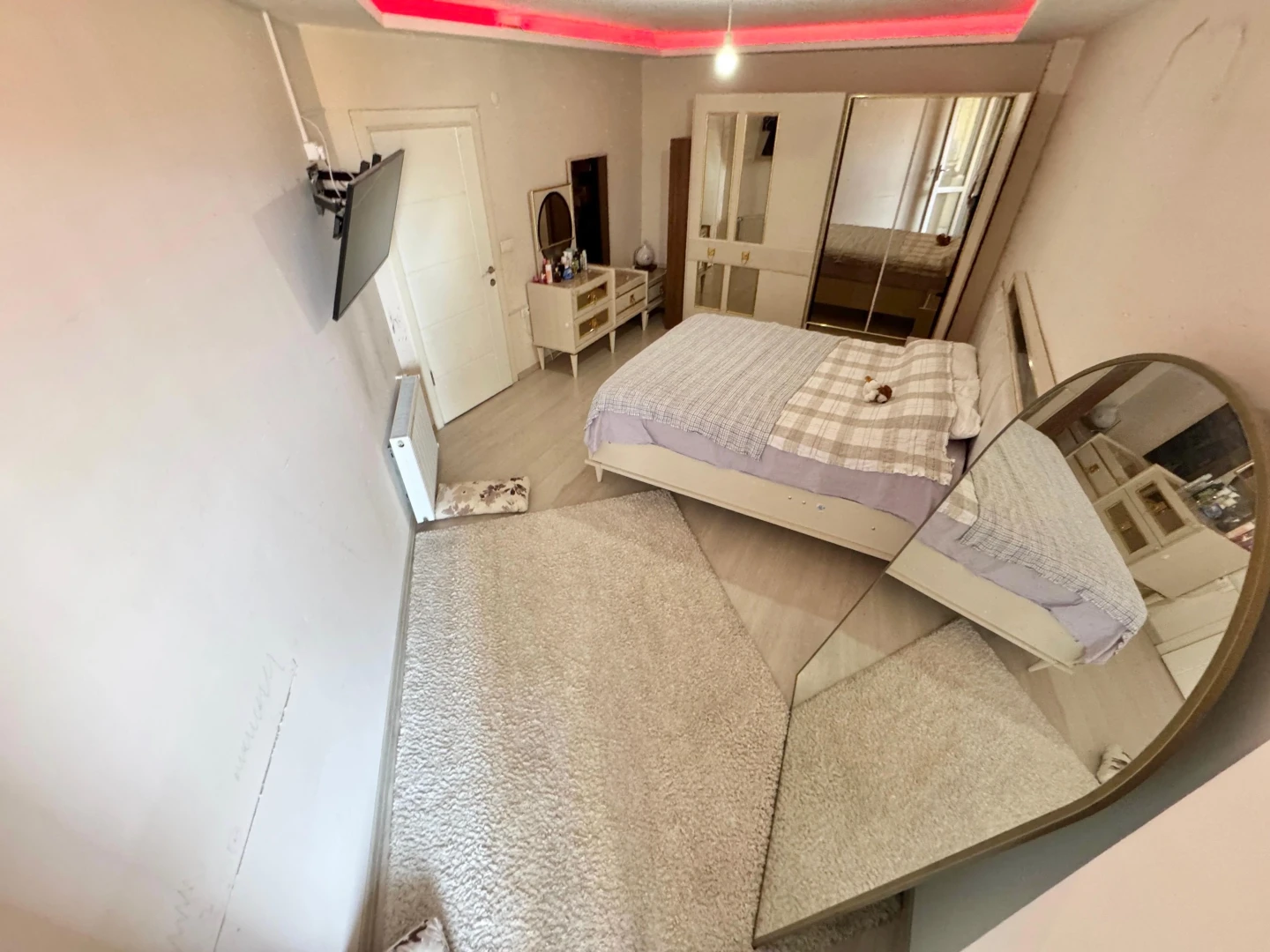 ツYÜKSEL'DEN EDREMİT'TE KAPALI OTOPARKLI CAM BALKONLU 3+1 DAİREツ