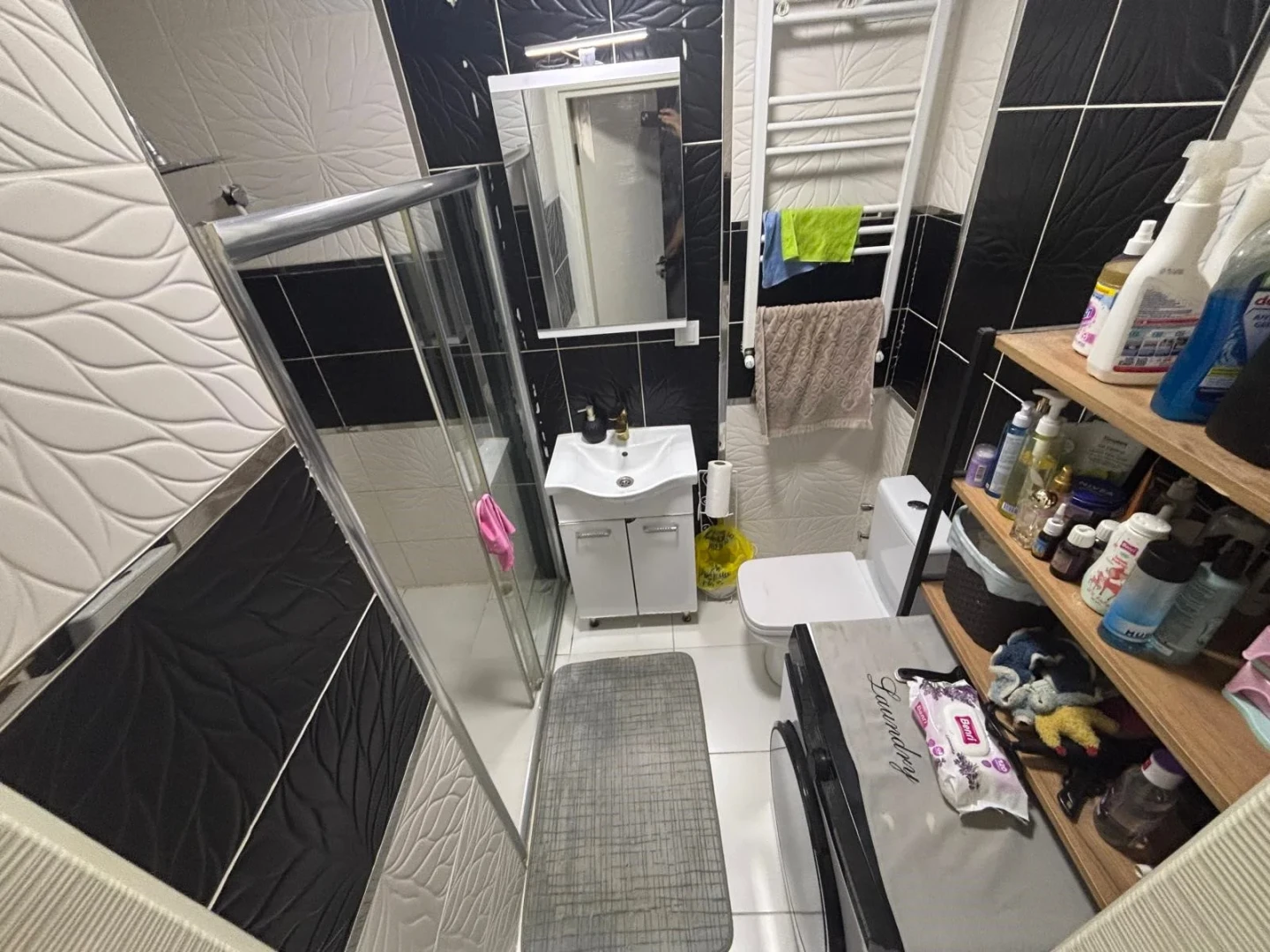 YÜKSELDEN İKİZÇAY'DA AYRI MUTFAKLI ÖNCEPHE CAM BALKONLU 2+1DAİRE
