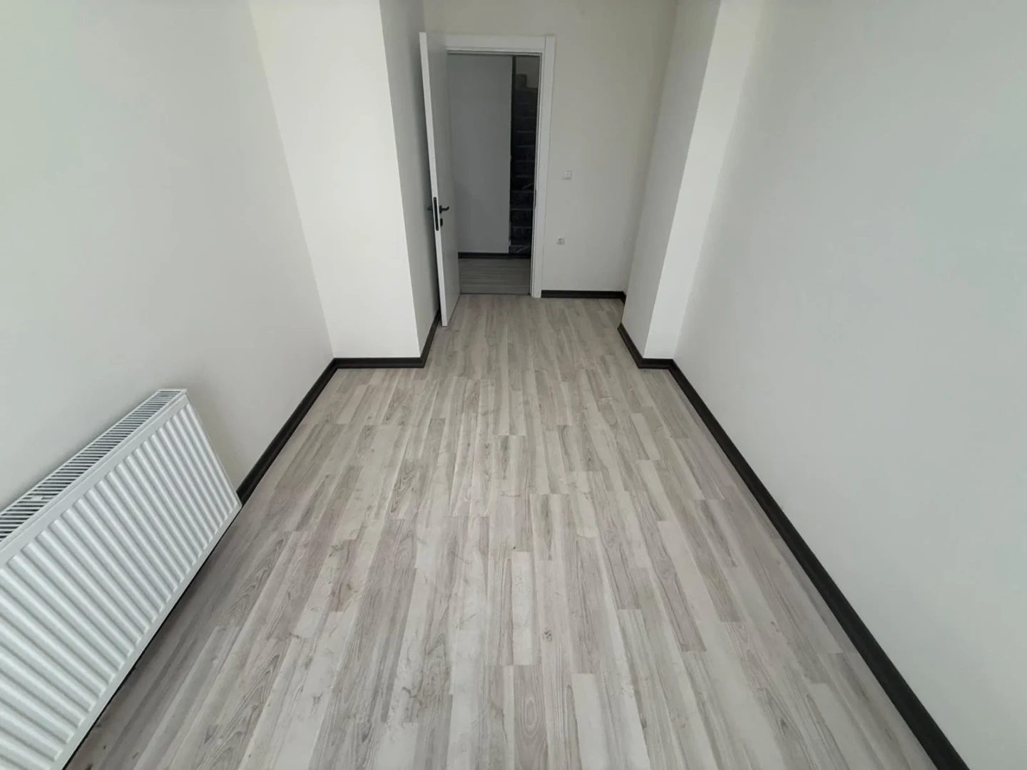YÜKSEL'DEN EDREMİT'TE GENİŞ TERASLI 2+1 SIFIR DUBLEKS FIRSATI