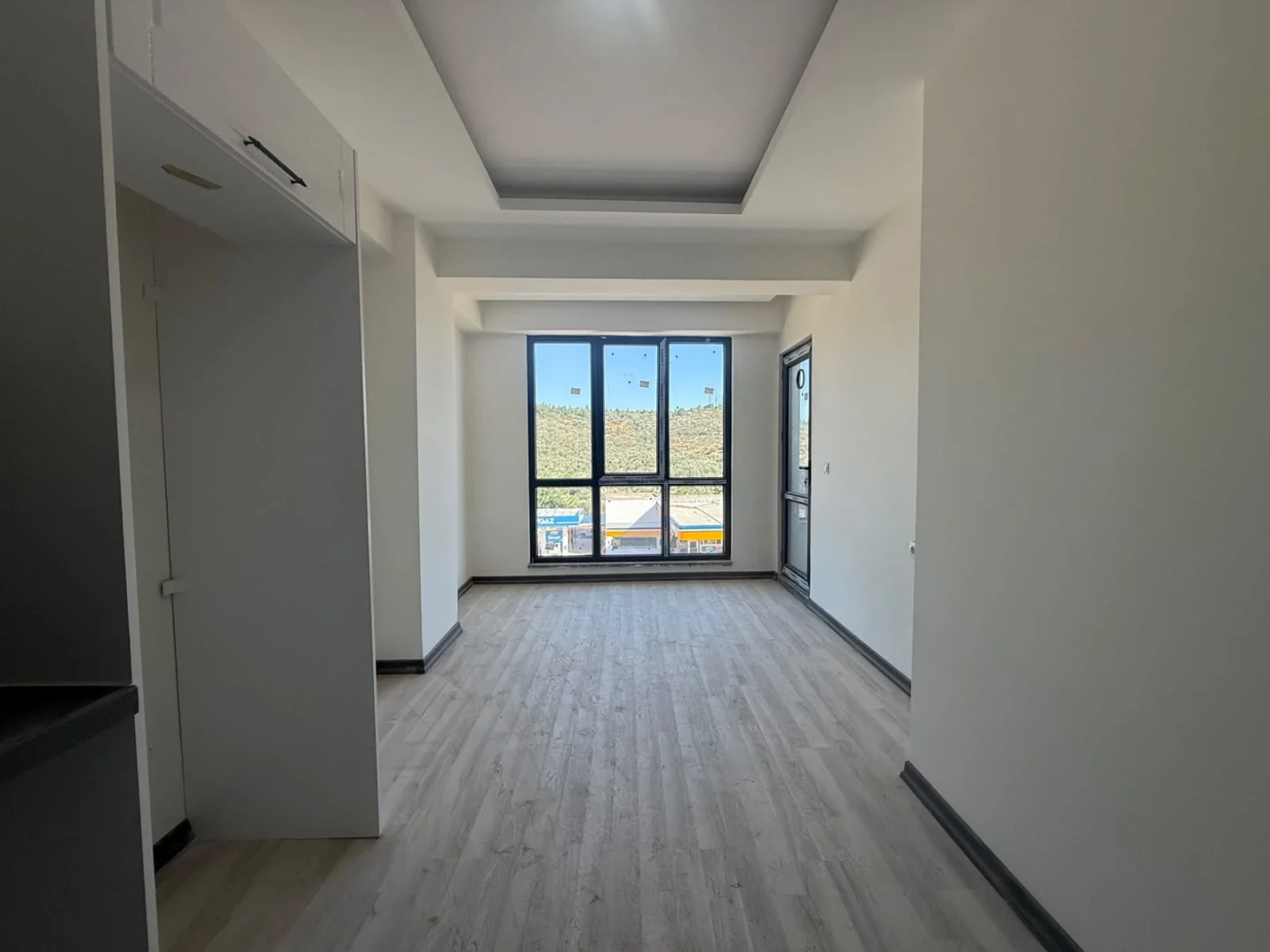 YÜKSEL'DEN EDREMİT'TE ÖNCEPHE GENİŞ TERASLI 2+1 DUBLEKS FIRSATI