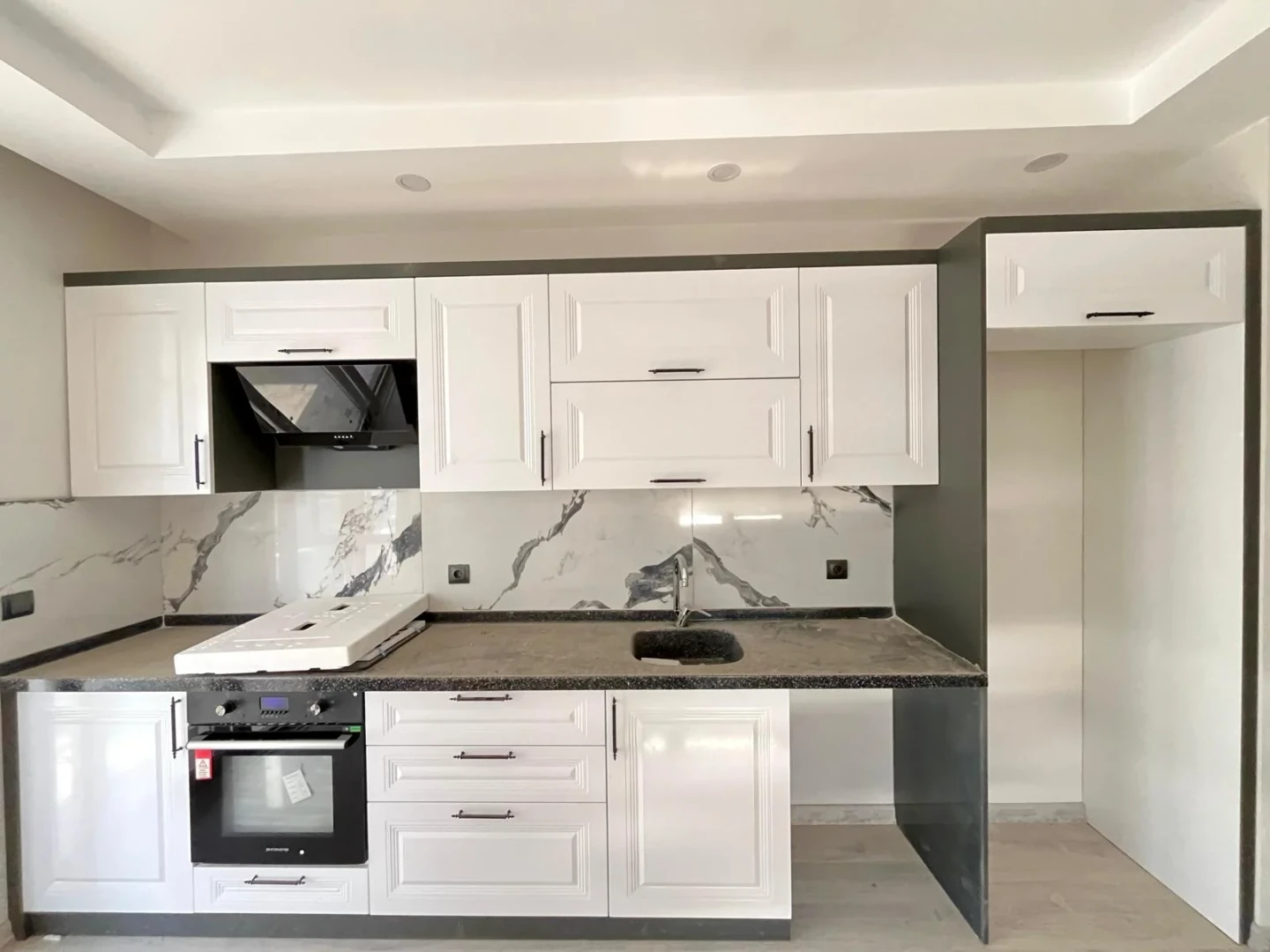 YÜKSELDEN ALTINKUMDA K.OTOPARK YERDEN ISITMA FIRSAT 2+1 DAİRE