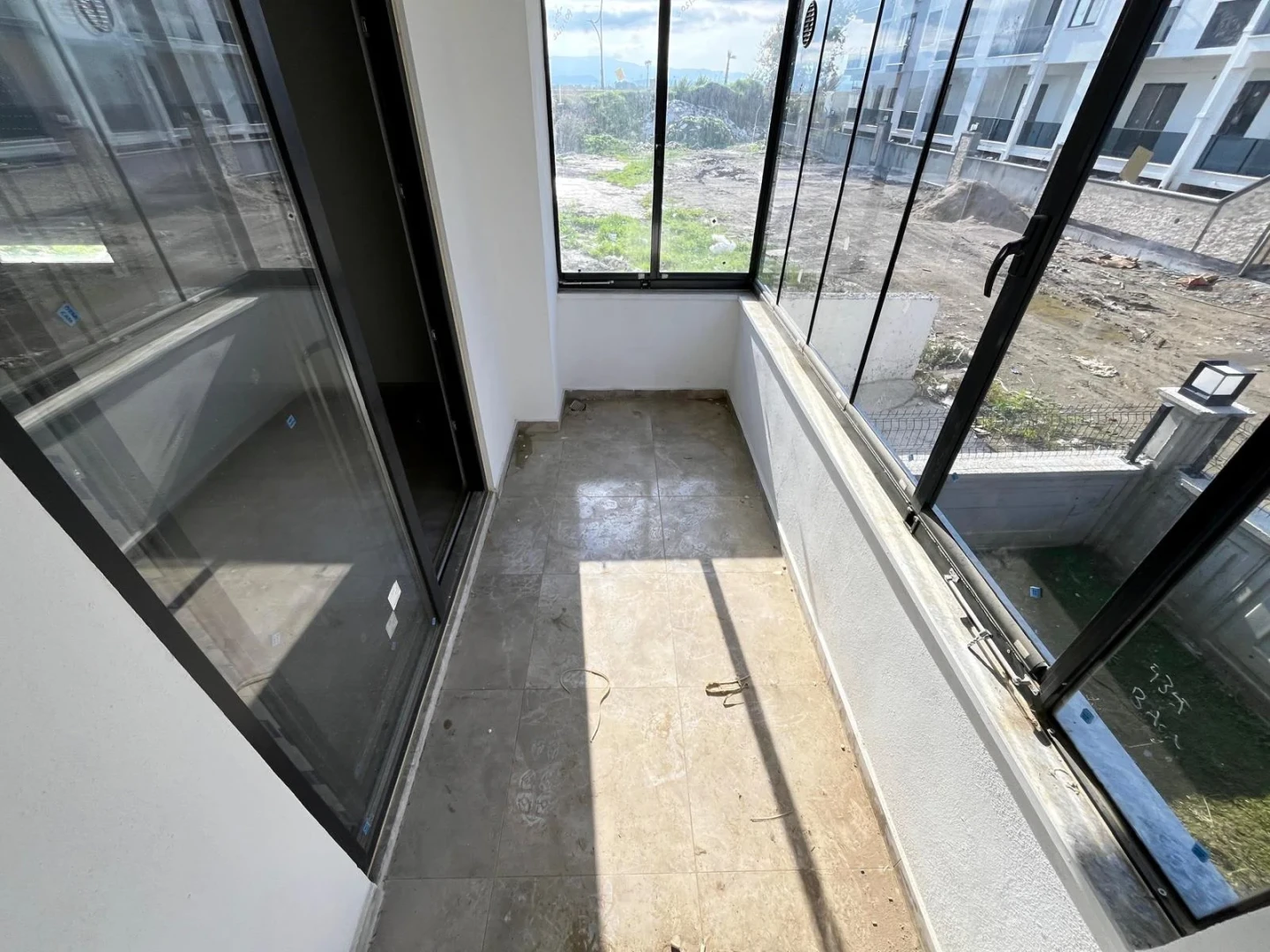 YÜKSELDEN ALTINKUMDA K.OTOPARK YERDEN ISITMA FIRSAT 2+1 DAİRE