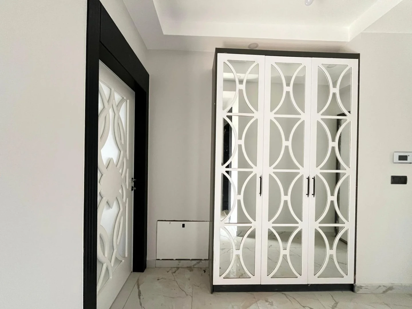 YÜKSELDEN ALTINKUMDA K.OTOPARK YERDEN ISITMA FIRSAT 2+1 DAİRE