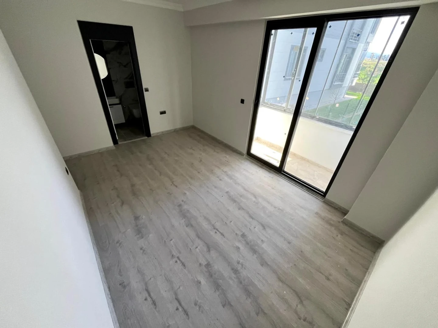 YÜKSELDEN ALTINKUMDA K.OTOPARK YERDEN ISITMA FIRSAT 2+1 DAİRE