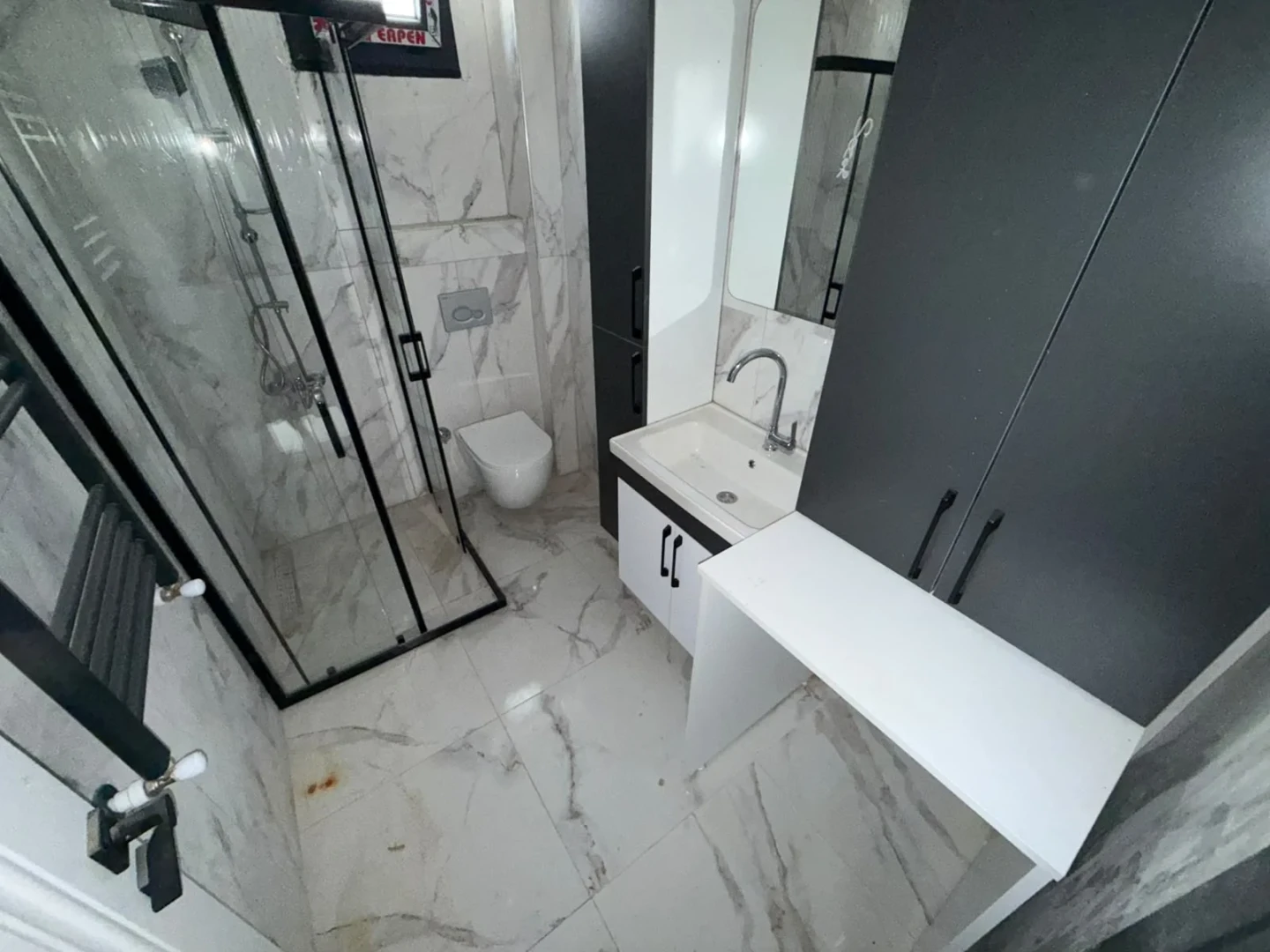 彡YÜKSEL'DEN KADIKÖY'DE YERDEN ISITMA KAPALI OTOPARKLI 1+1 DAİRE彡