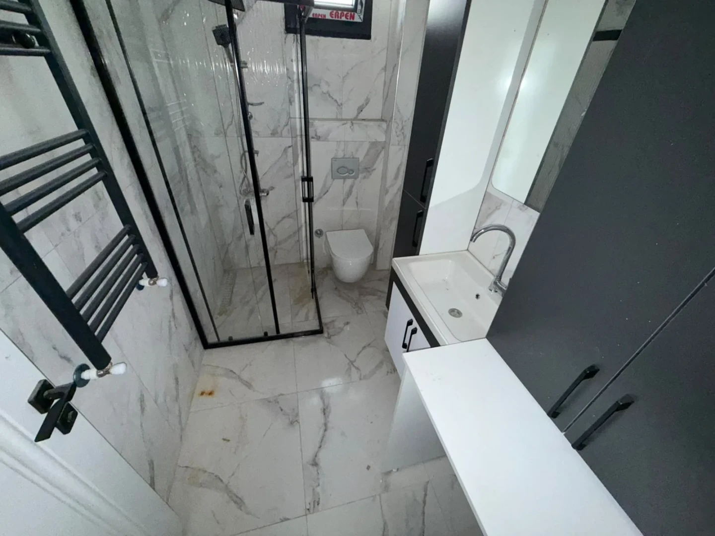 彡YÜKSEL'DEN KADIKÖY'DE YERDEN ISITMA KAPALI OTOPARKLI 1+1 DAİRE彡