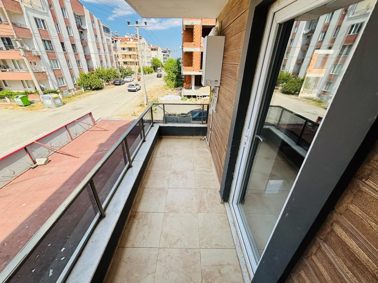YÜKSELDEN ALTINKUMDA ÖN CEPHE EBEVEYN BANYO DOĞALGAZLI 3+1 DAİRE