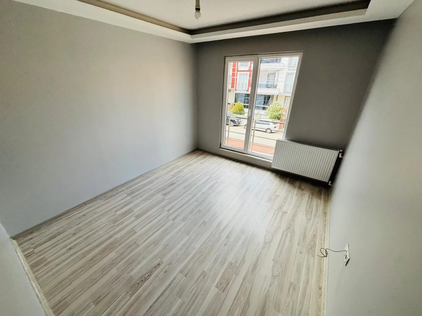 YÜKSELDEN ALTINKUMDA ÖN CEPHE EBEVEYN BANYO DOĞALGAZLI 3+1 DAİRE