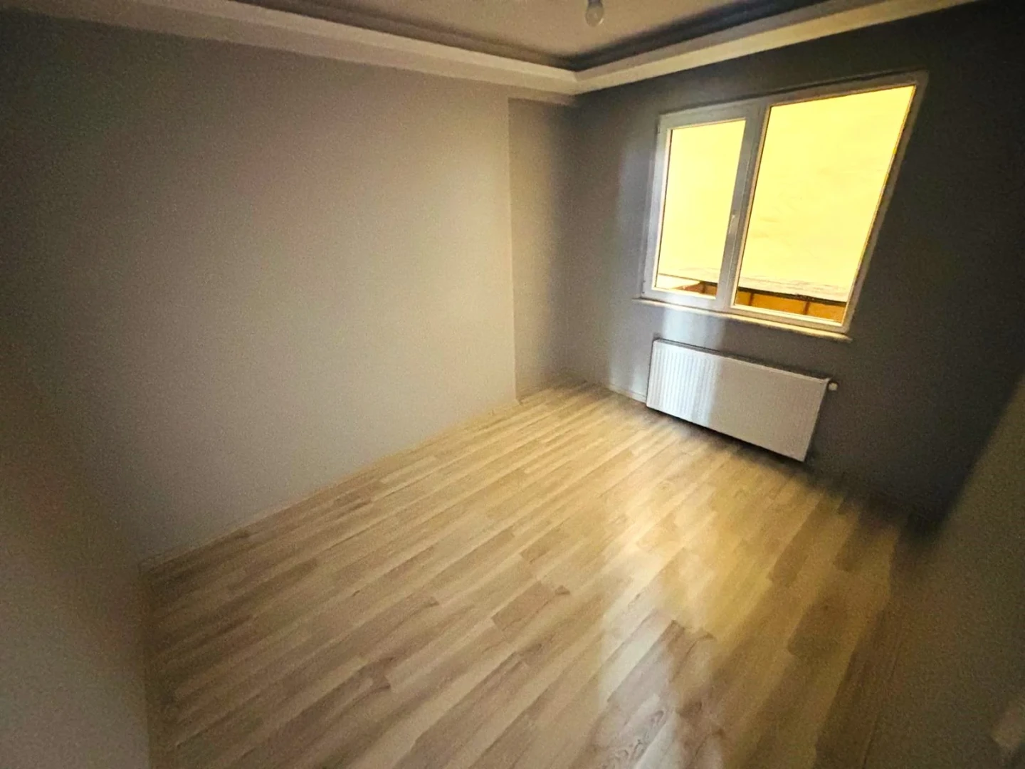 YÜKSELDEN ALTINKUMDA ÖN CEPHE EBEVEYN BANYO DOĞALGAZLI 3+1 DAİRE