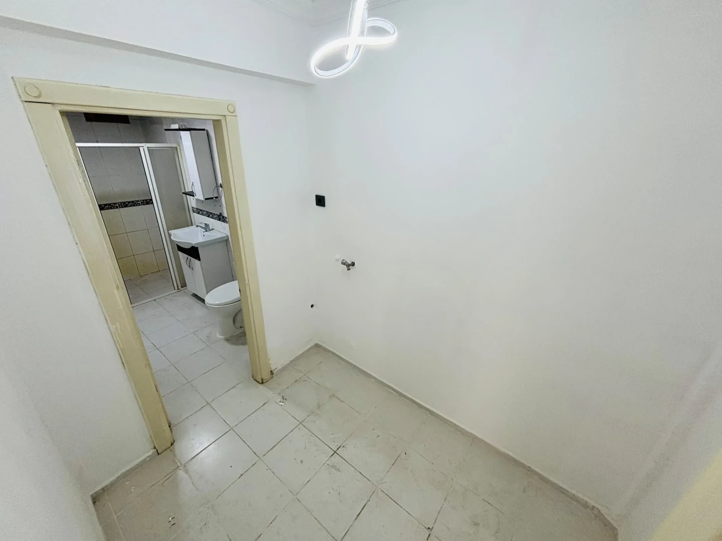 YÜKSEL'DEN ALTINKUM'DA DENİZE 600 MT AYRI MUTFAKLI 2+1 SATILIK