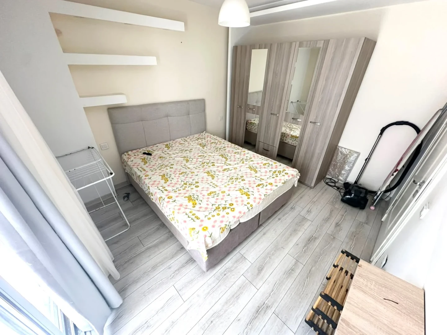 YÜKSEL'DEN ALTINKUM'DA FULL EŞYALI LUX SİTEDE HAVUZLU 1+1 DAİRE