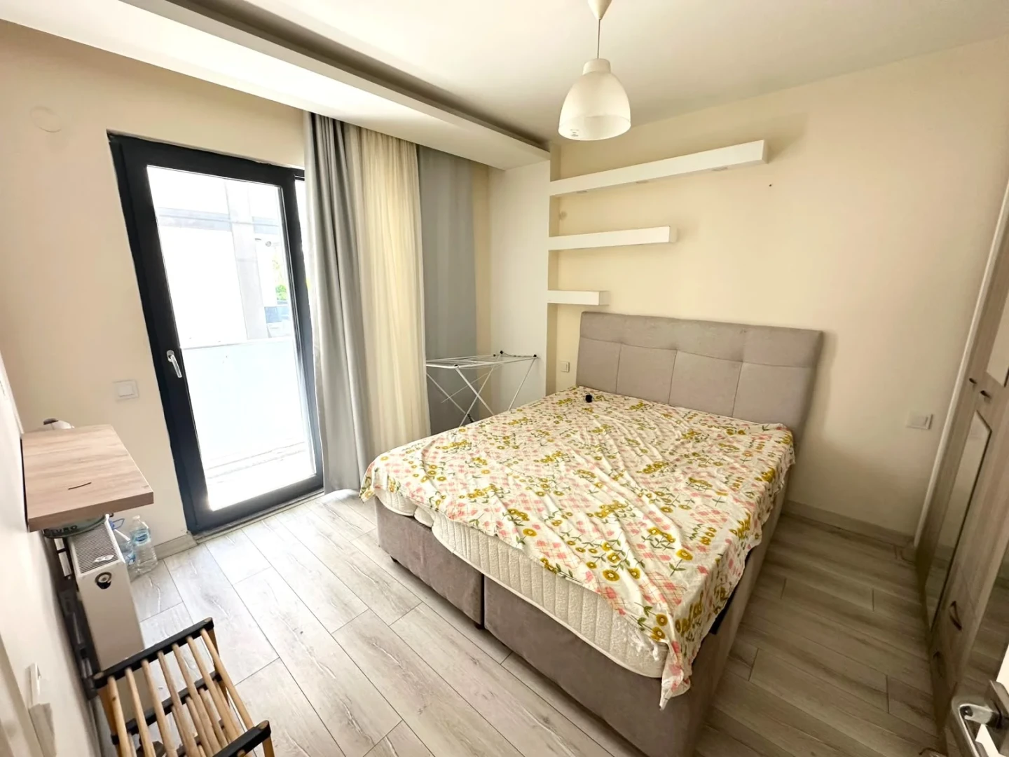 YÜKSEL'DEN ALTINKUM'DA FULL EŞYALI LUX SİTEDE HAVUZLU 1+1 DAİRE