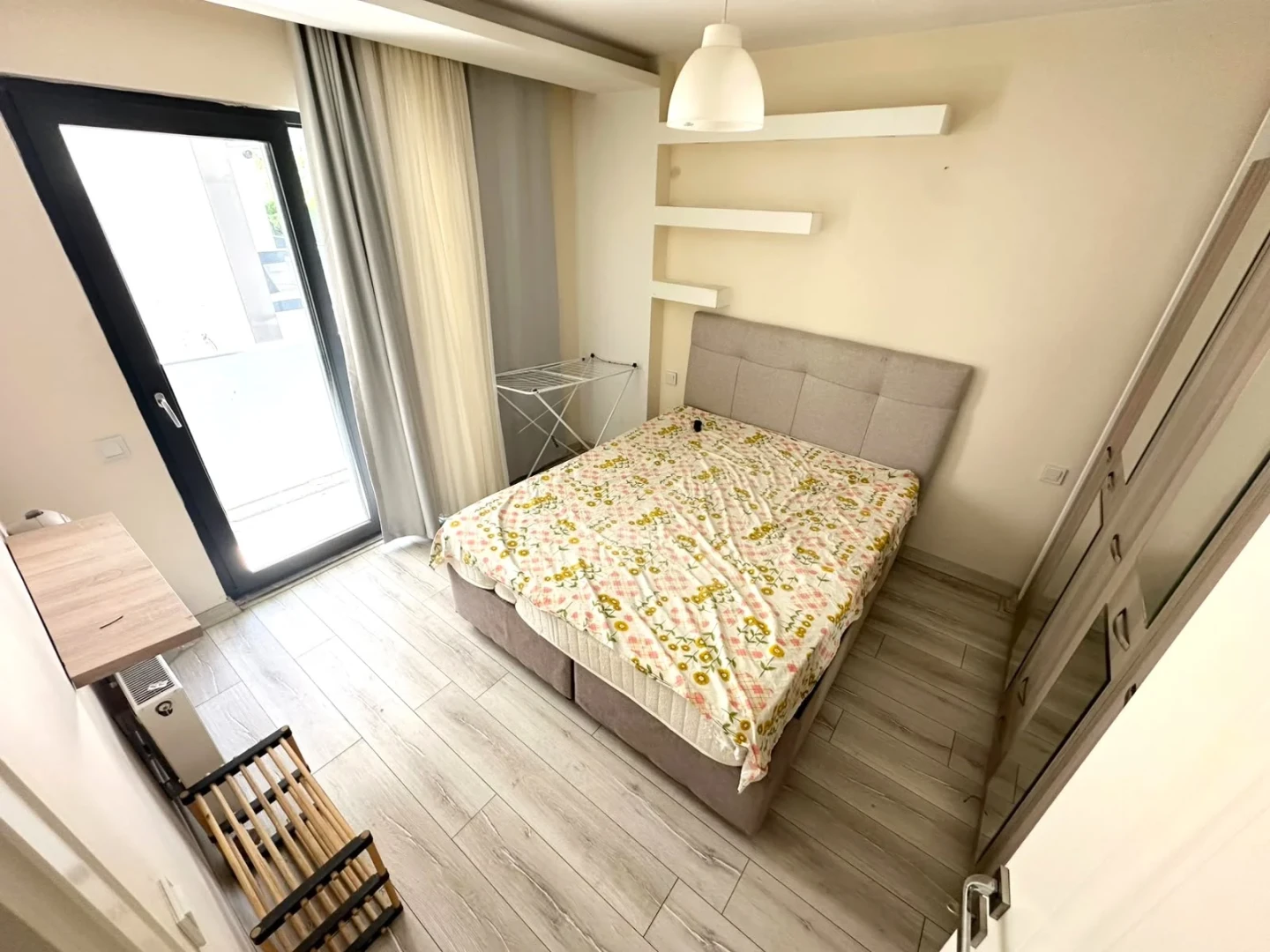 YÜKSEL'DEN ALTINKUM'DA FULL EŞYALI LUX SİTEDE HAVUZLU 1+1 DAİRE