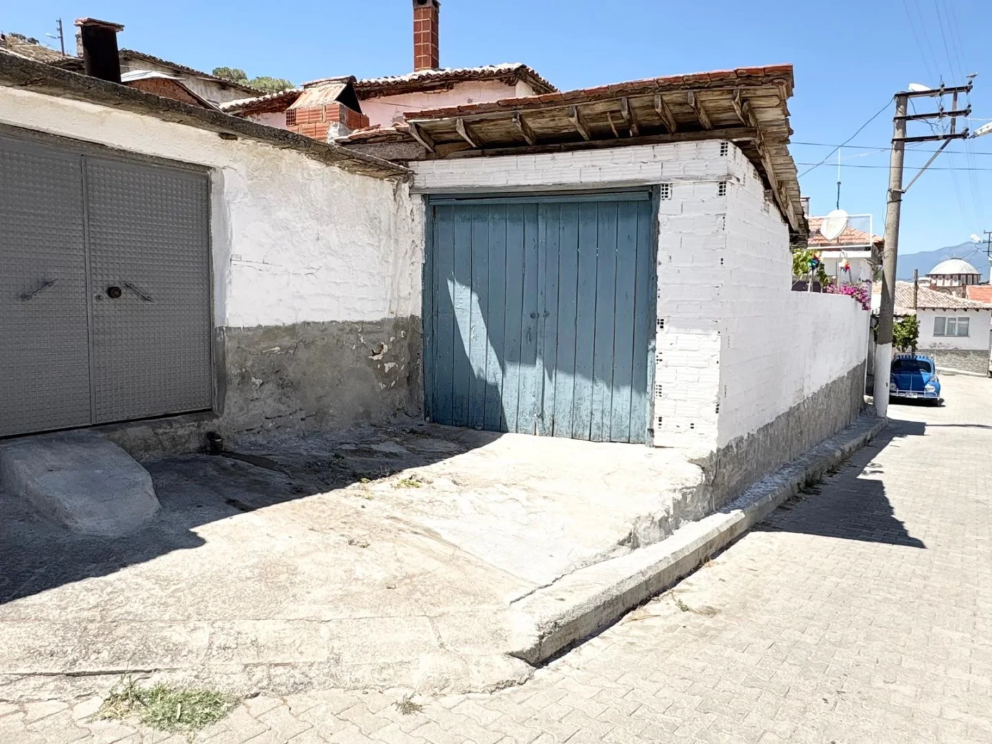 YÜKSEL GAYRİMENKUL'DEN MÜŞTEMİLATLI BAHÇELİ MÜSTAKİL KÖY EVİ
