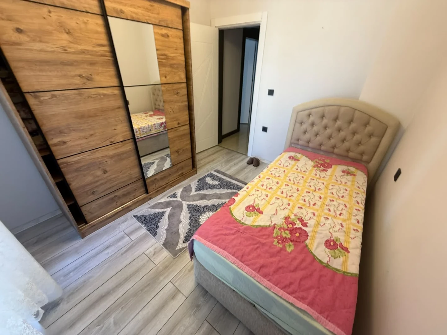 YÜKSEL'DEN FULL EŞYALI OTOPARKLI YERDEN ISITMALI 1+1 SIFIR DAİRE