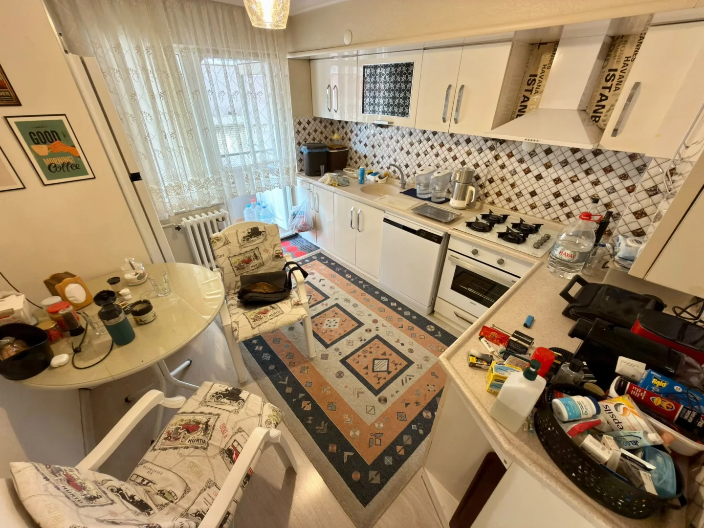 YÜKSELDEN SOĞANYEMEZDE CADDE ÜZERİ 3+1SATILIK GENİŞ FIRSAT DAİRE