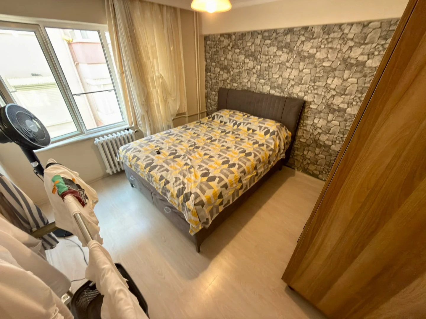 YÜKSELDEN SOĞANYEMEZDE CADDE ÜZERİ 3+1SATILIK GENİŞ FIRSAT DAİRE