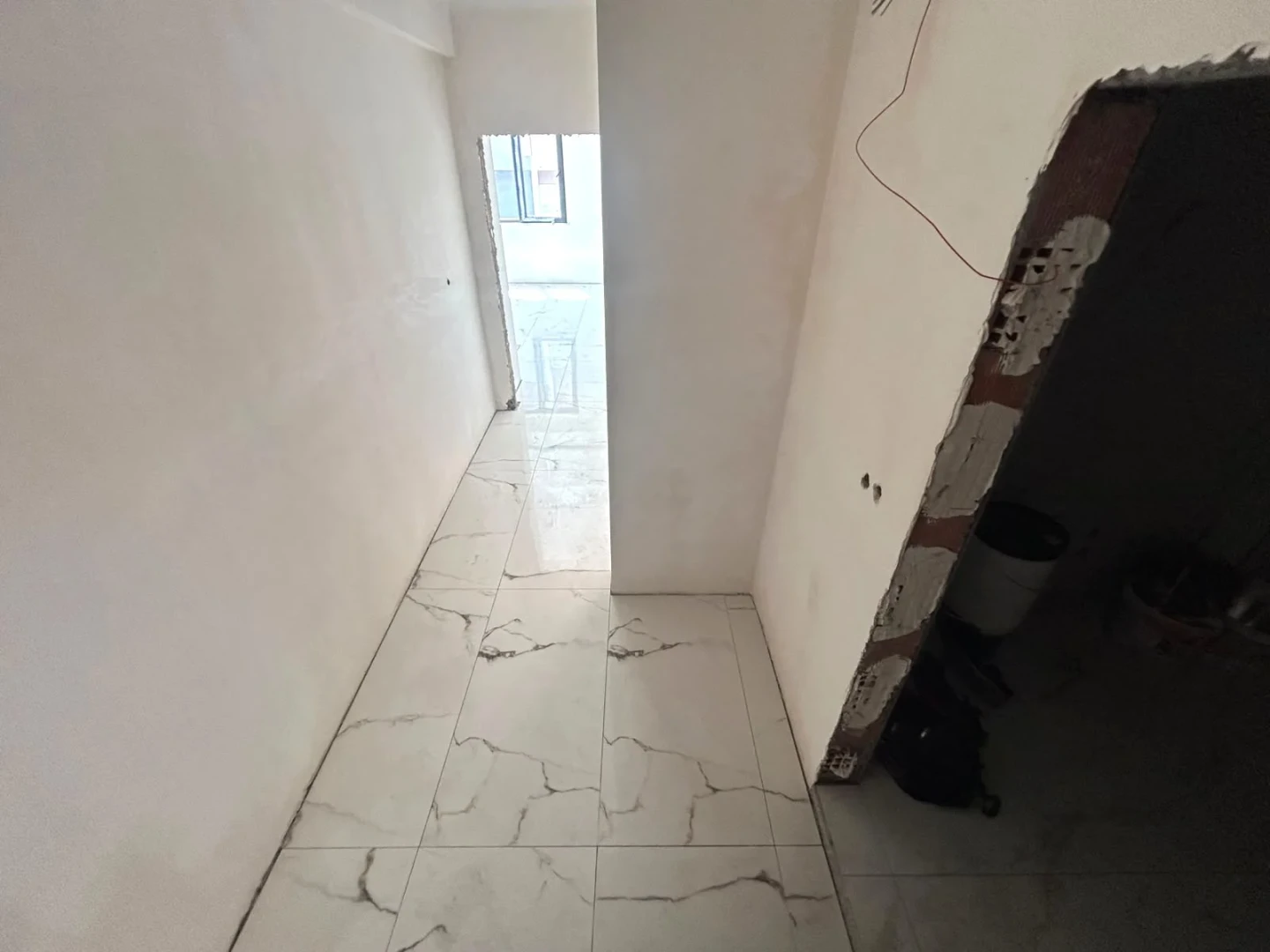 YÜKSEL'DEN KADIKÖY'DE 1 AYA TESLİM OTOPARKLI 1+1 DAİRE