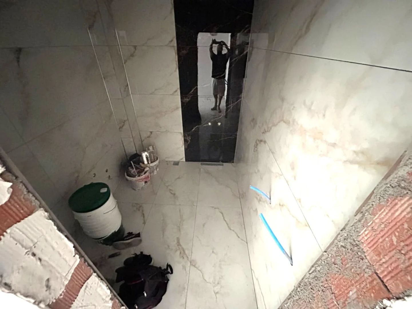 YÜKSEL'DEN KADIKÖY'DE 1 AYA TESLİM OTOPARKLI 1+1 DAİRE