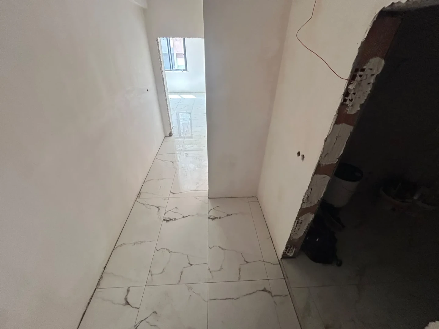 YÜKSEL'DEN KADIKÖY'DE 1 AYA TESLİM OTOPARKLI 1+1 DAİRE
