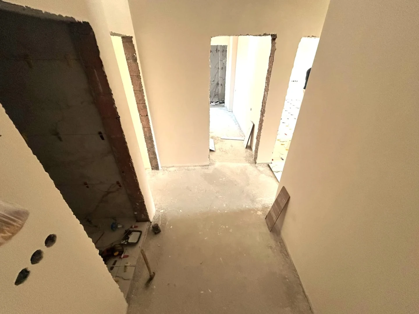 YÜKSEL'DEN KADIKÖY'DE 1 AYA TESLİM OTOPARKLI 2+1 DAİRE