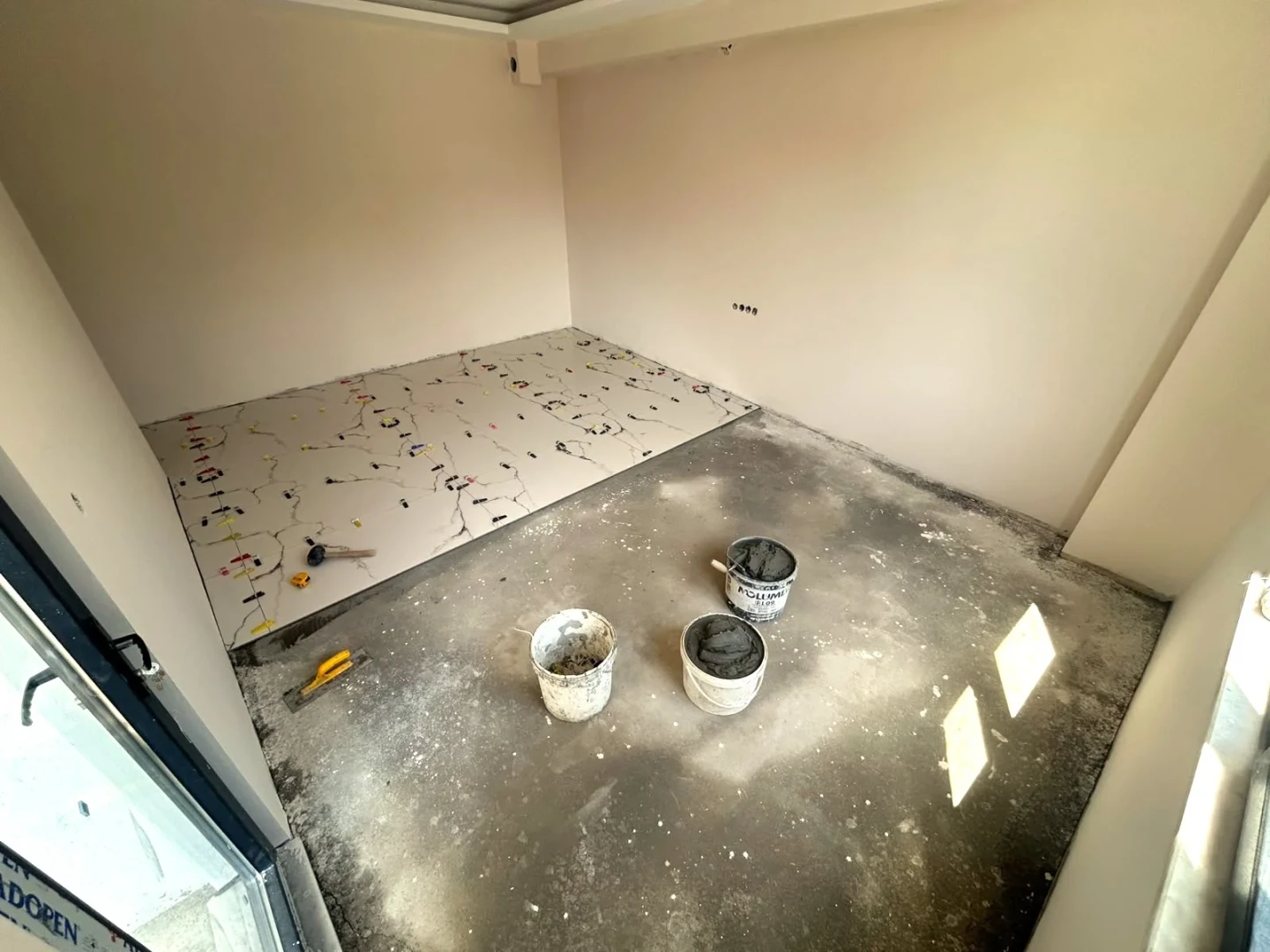 YÜKSEL'DEN KADIKÖY'DE 1 AYA TESLİM OTOPARKLI 2+1 DAİRE