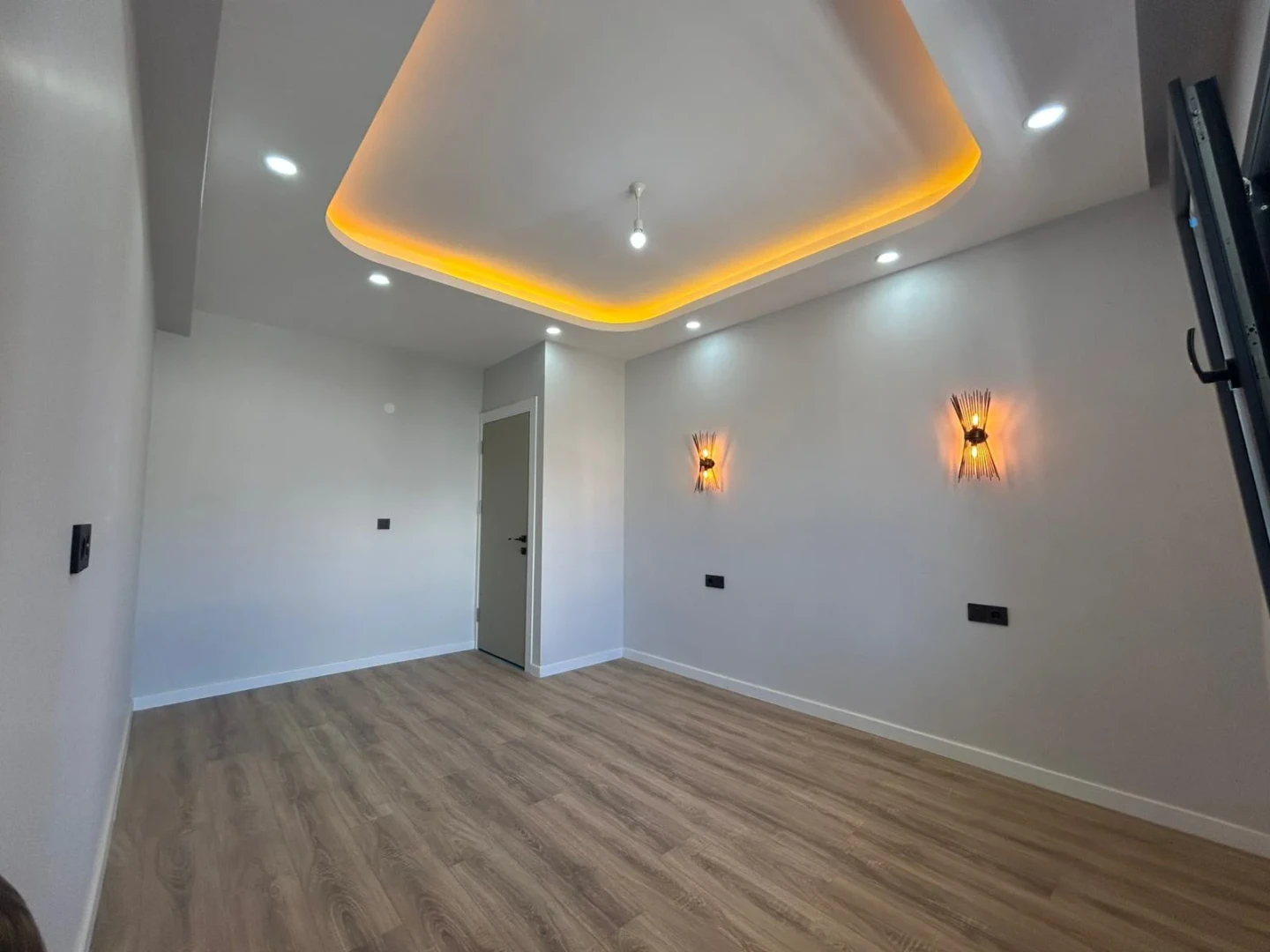 ꨄ︎YÜKSELDEN KADIKÖY'DE MODERN TASARIM SIFIR 1+1 DAİREꨄ