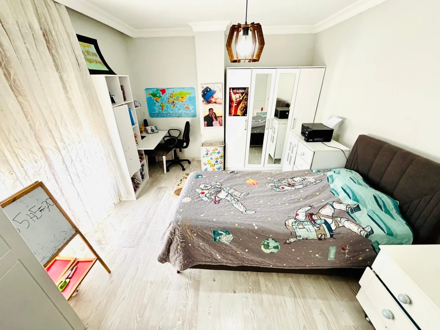 ツYÜKSEL'DEN CENNETAYAĞIN'DA CADDE ÜZERİNDE 3+1 FERAH DAİRE