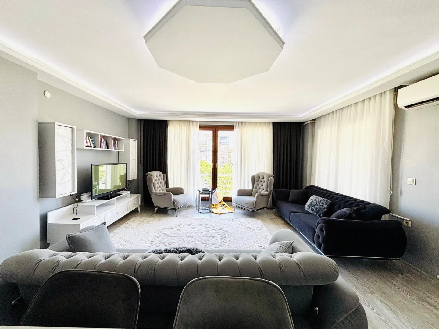 ツYÜKSEL'DEN CENNETAYAĞIN'DA CADDE ÜZERİNDE 3+1 FERAH DAİRE