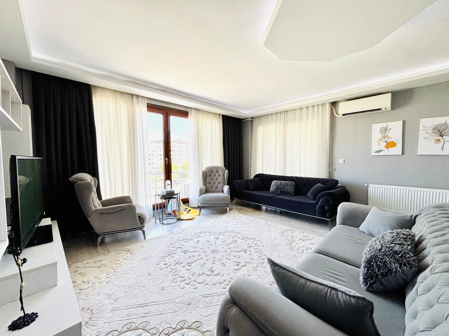 ツYÜKSEL'DEN CENNETAYAĞIN'DA CADDE ÜZERİNDE 3+1 FERAH DAİRE