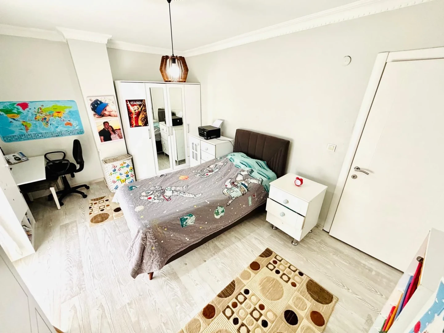ツYÜKSEL'DEN CENNETAYAĞIN'DA CADDE ÜZERİNDE 3+1 FERAH DAİRE