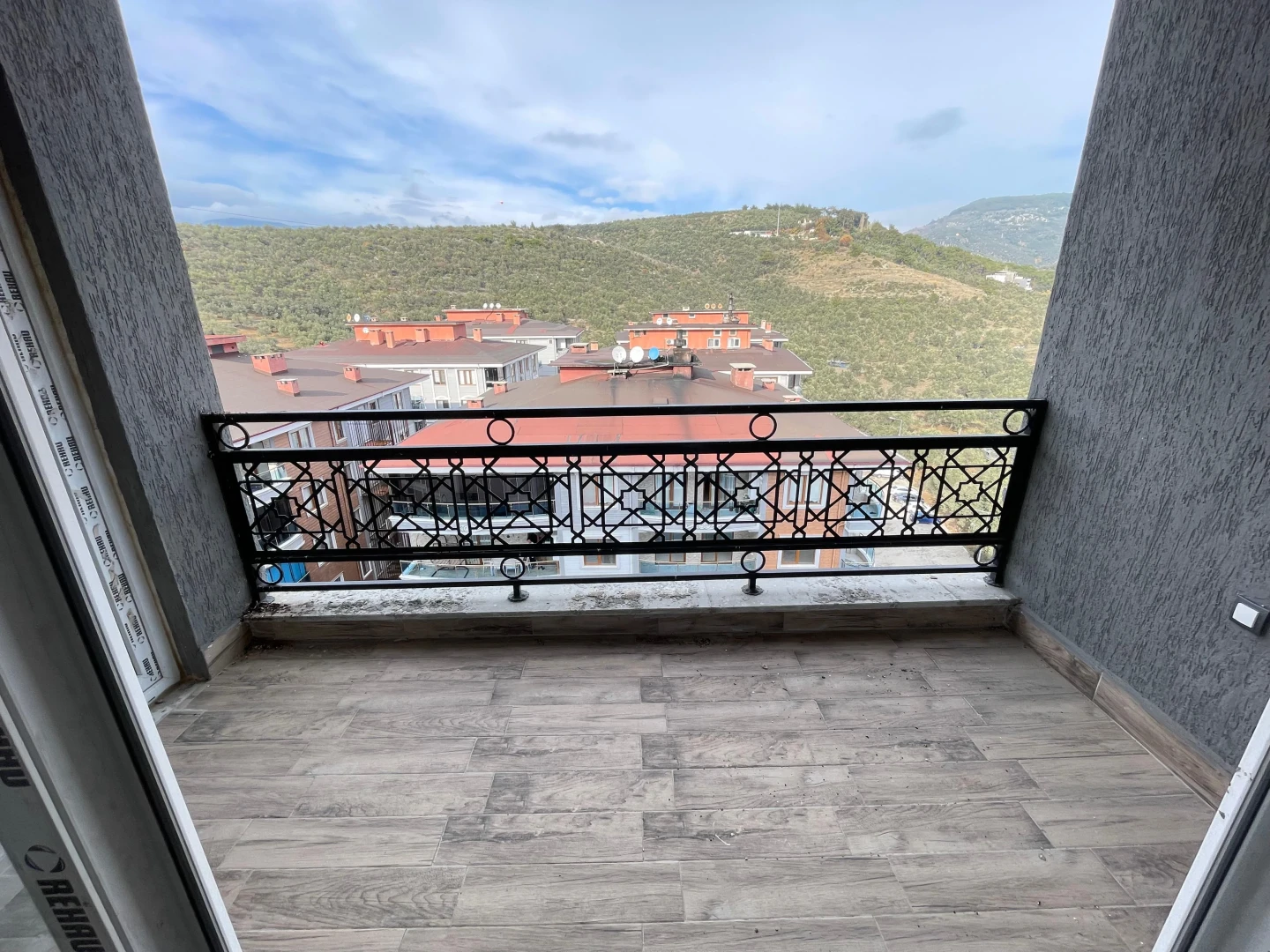 YÜKSEL'DEN OTEL KONFORUNDA YAŞAMツ DOĞA MANZARALI 2+1 LÜX DAİRE