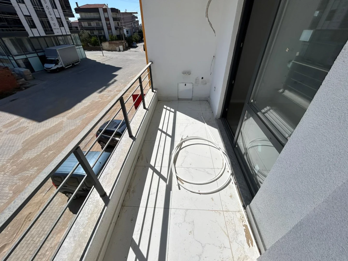 YÜKSEL'DEN KADIKÖY'DE FULL KREDİLİ TAKASA AÇIK ARAKAT 1+1 DAİRE