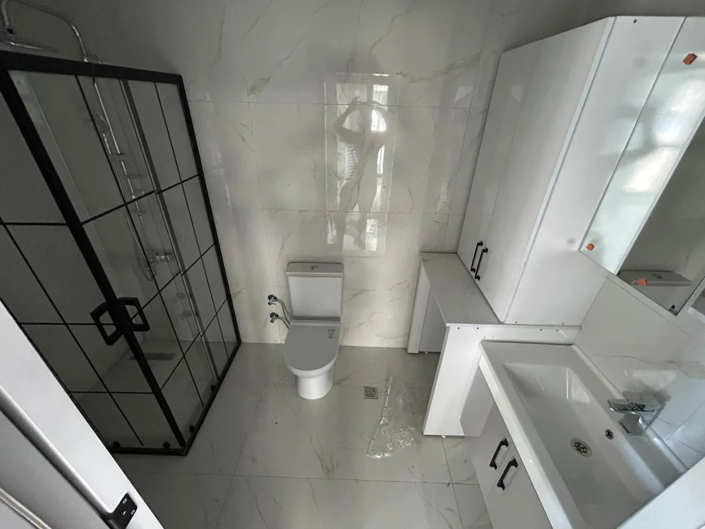 YÜKSEL'DEN KADIKÖY'DE FULL KREDİLİ TAKASA AÇIK ARAKAT 2+1 DAİRE