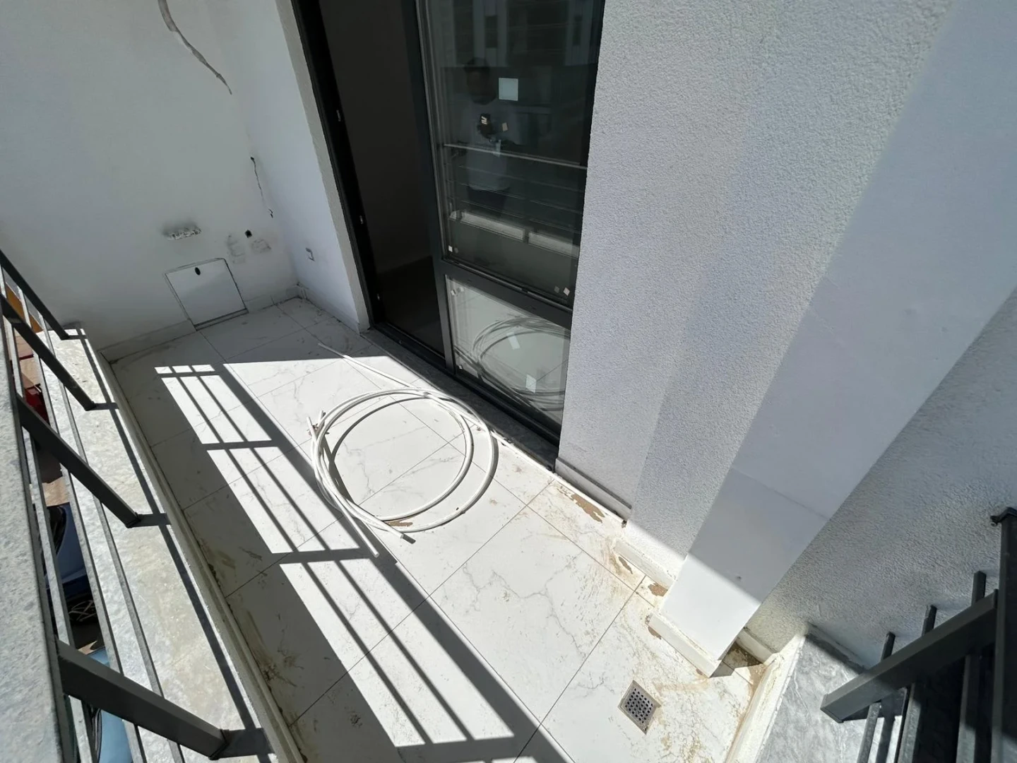 YÜKSEL'DEN KADIKÖY'DE FULL KREDİLİ TAKASA AÇIK ARAKAT 2+1 DAİRE