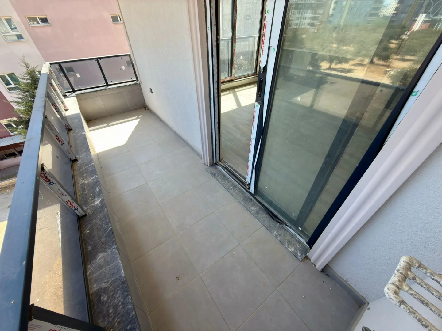 YÜKSEL'DEN KADIKÖY'DE ARA KAT SIFIR ÖN CEPHE 2+1 DAİRE