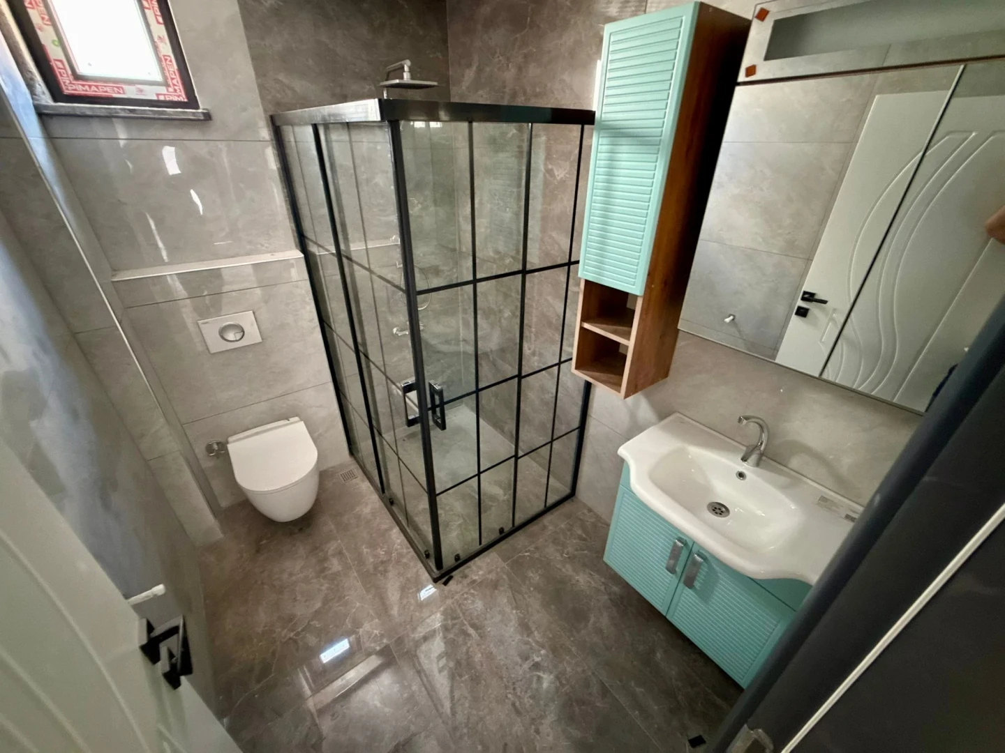 YÜKSEL'DEN KADIKÖY'DE ARA KAT SIFIR ÖN CEPHE 2+1 DAİRE