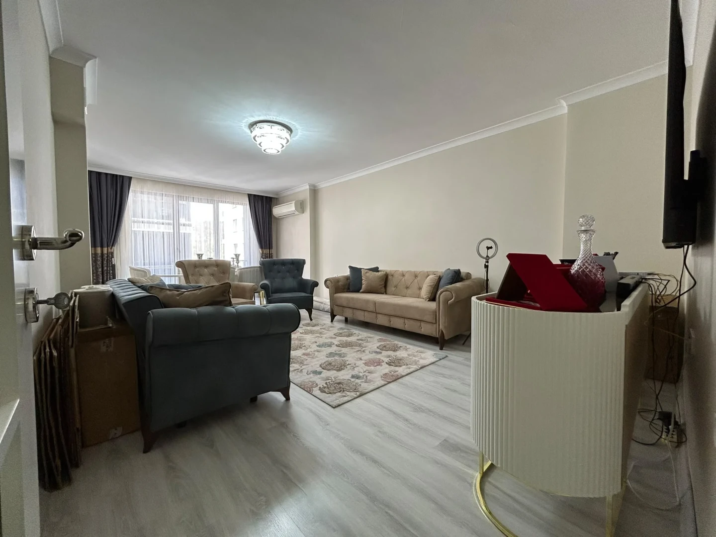 ꨄ︎ YÜKSEL'DEN KADIKÖY'DE ÖN CEPHE ARA KAT DAĞ MANZARALI 3+1 SATILIK DAİRE ꨄ