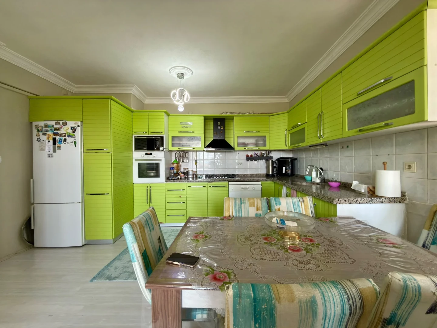 YÜKSELDEN KADIKÖYDE 3+1 120 M² NET FULL KREDİLİ K. OTOPARKLI