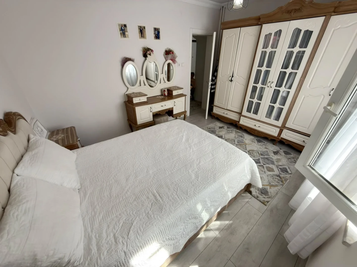 YÜKSEL'DEN EDREMİT MERKEZİN'DE TERAS KULLANIMLI 3+1 DAİRE