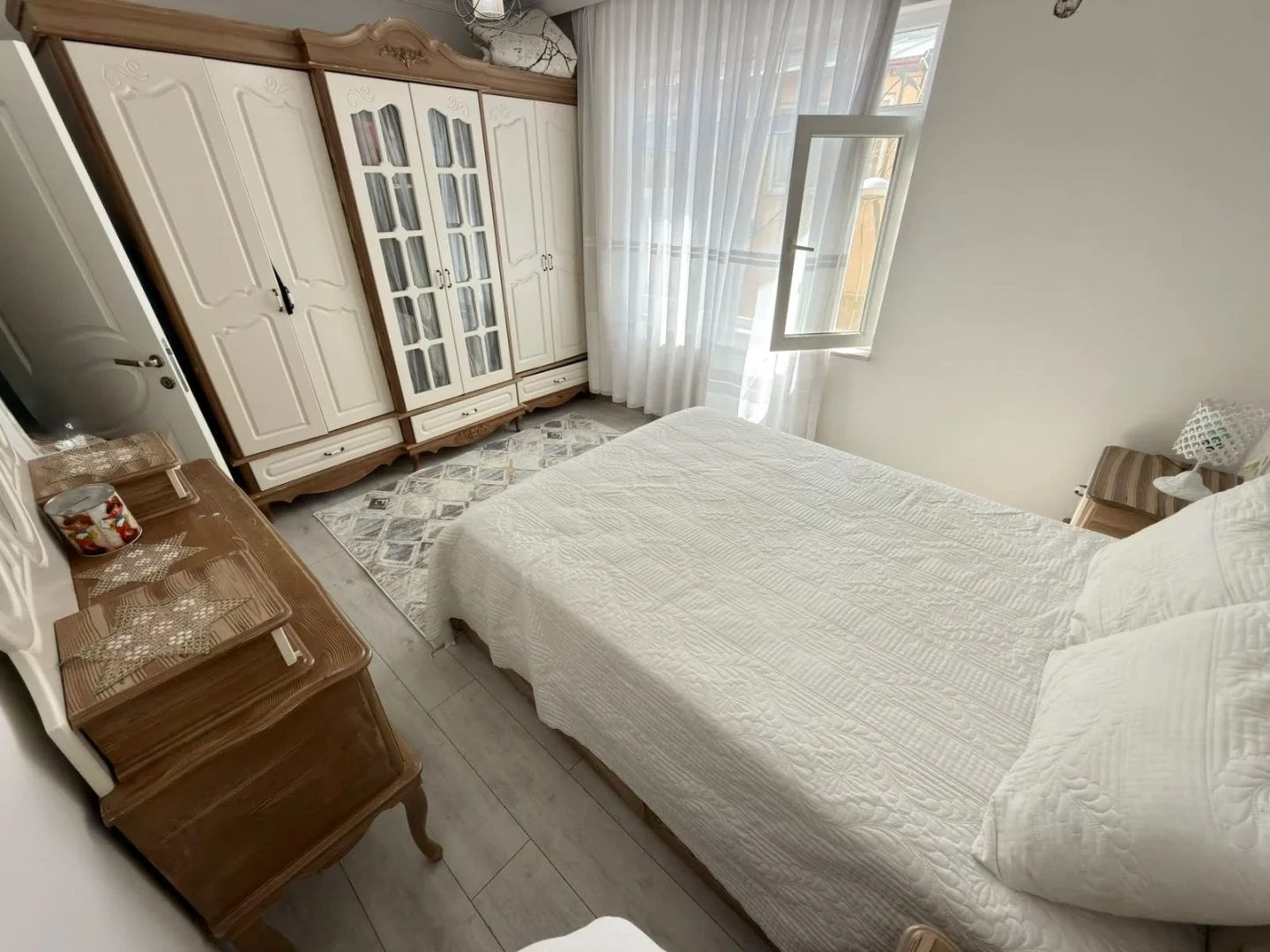 YÜKSEL'DEN EDREMİT MERKEZİN'DE TERAS KULLANIMLI 3+1 DAİRE